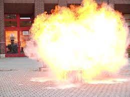 explosion aluminium.jpg